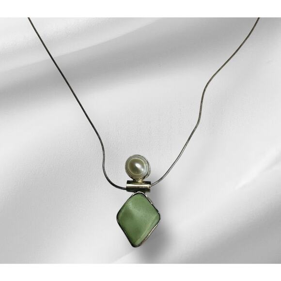 IJC Italy 925 Sterling Green Stone Pearl Pendant Necklace 28” Chain - Picture 1 of 8